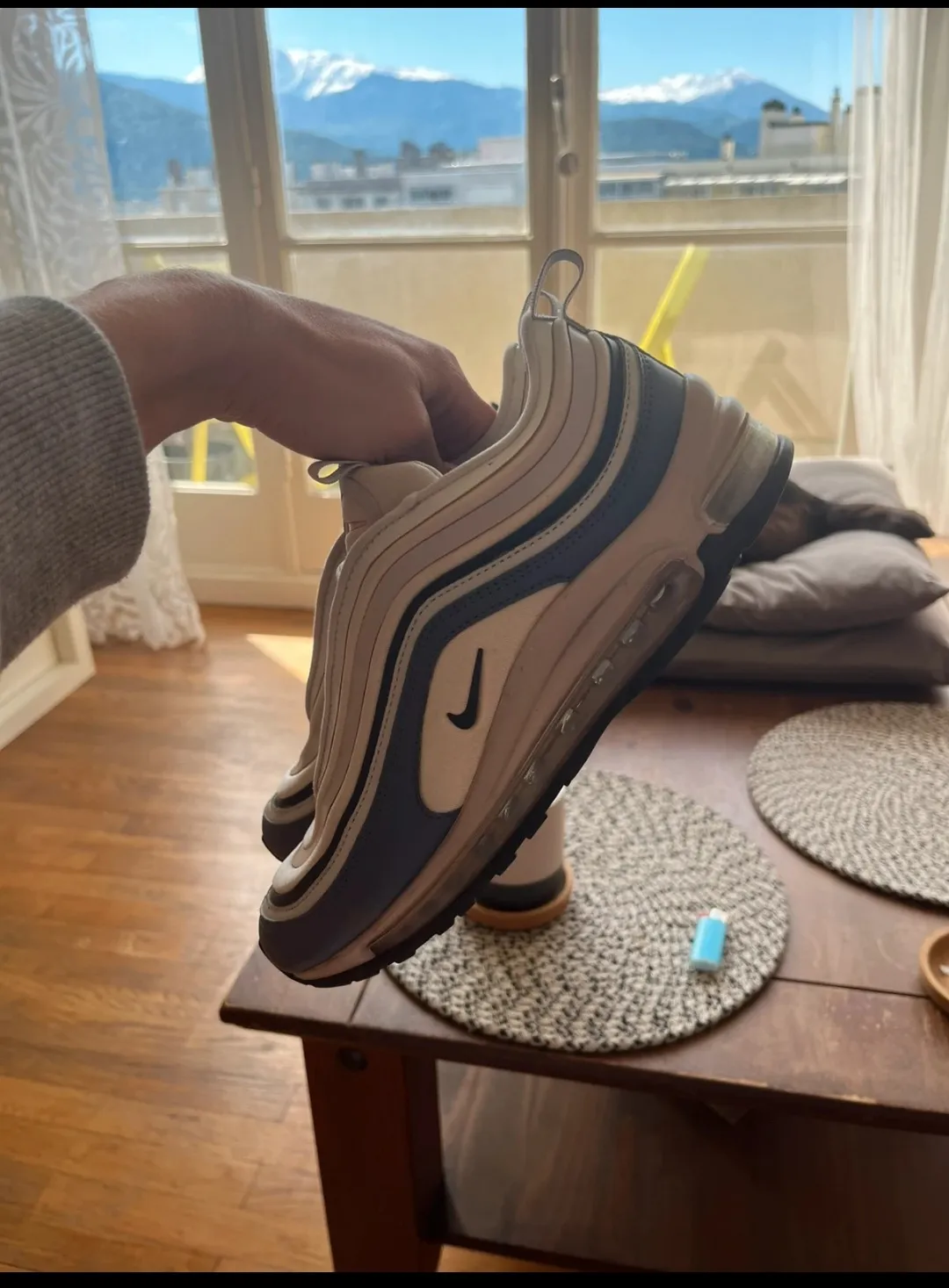 Nike Air Max 97 beige et noir 5