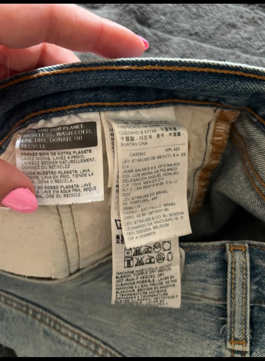 Short en jean brodé motifs géométriques 3