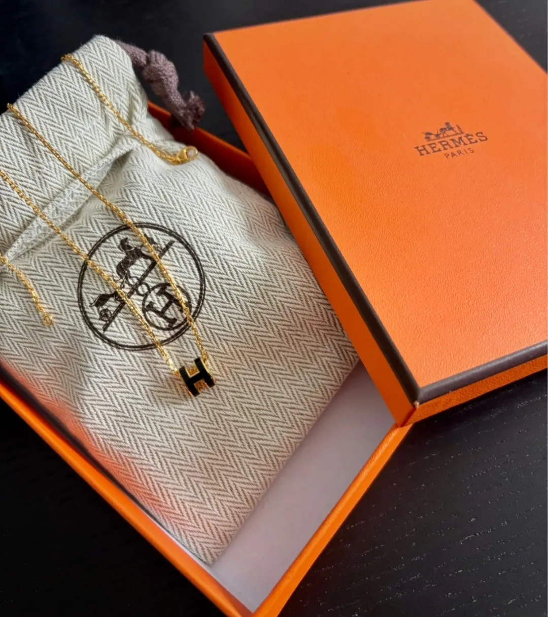 Collier Hermès chaîne fine or rose 3