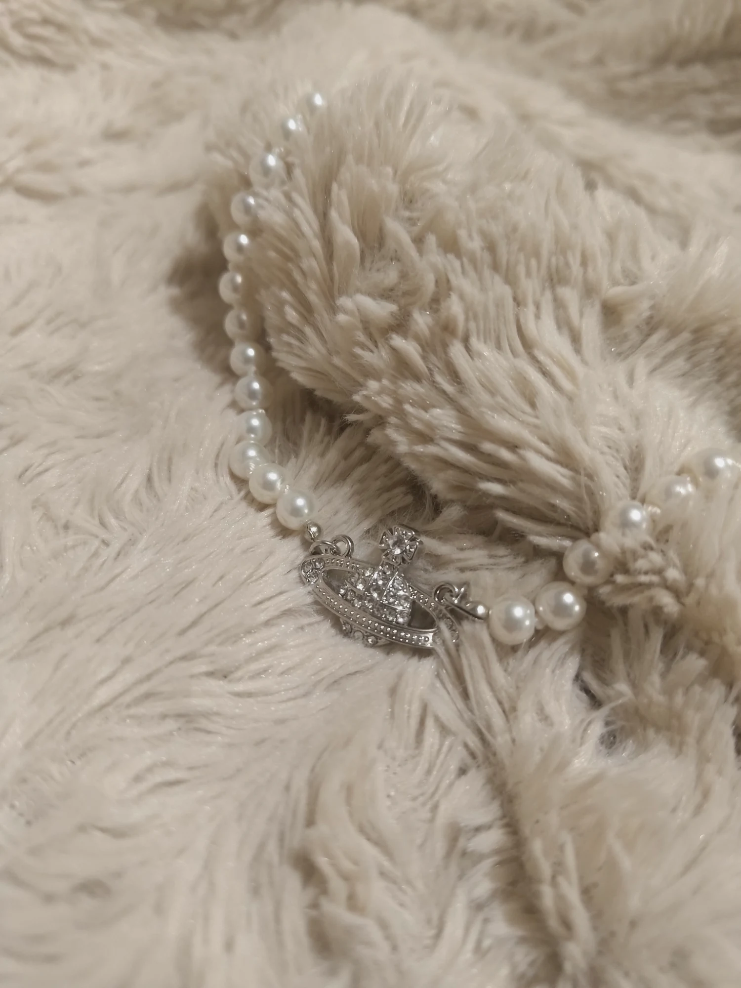 Collier de perles Vivienne Westwood avec pendentif orb – Vivienne Westwood – taille Taille unique