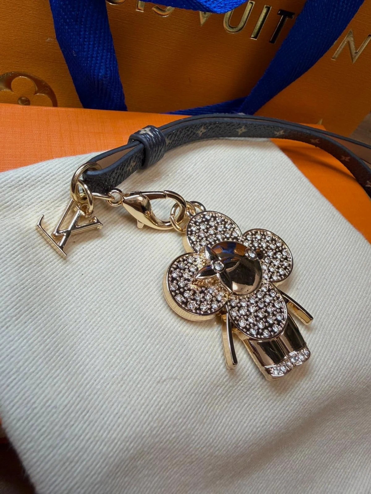 Bijou de sac Louis Vuitton Vivienne strass