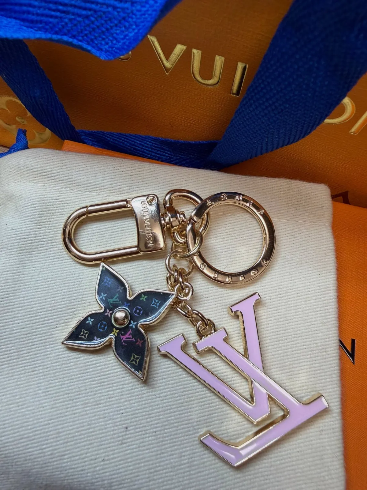 Bijou de sac Louis Vuitton Porte-clés Monogram – Louis Vuitton – taille Taille unique 5