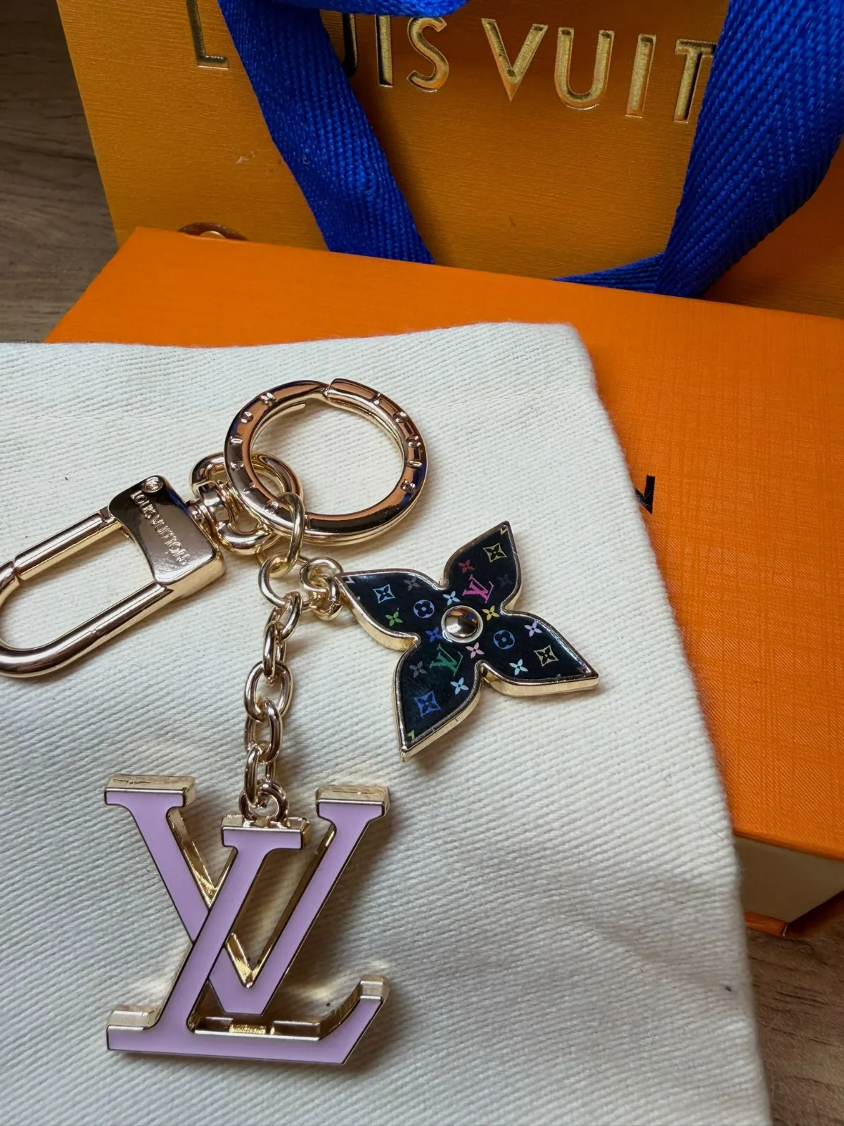 Bijou de sac Louis Vuitton Porte-clés Monogram – Louis Vuitton – taille Taille unique 8