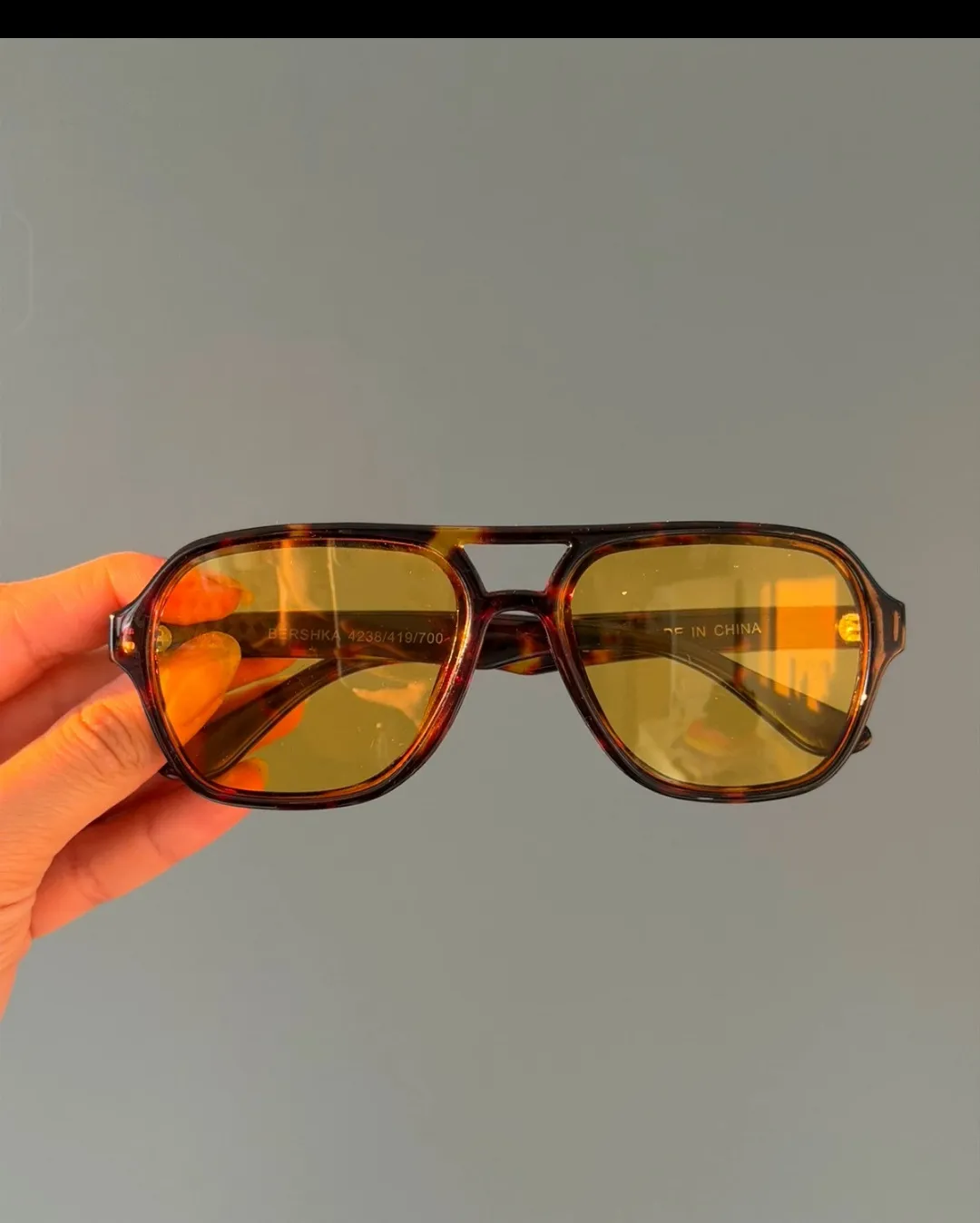 Lunettes de soleil monture écaille vintage