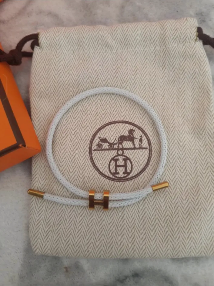 Bracelet Hermès Tournis Tresse en Cuir Blanc – Hermès 7