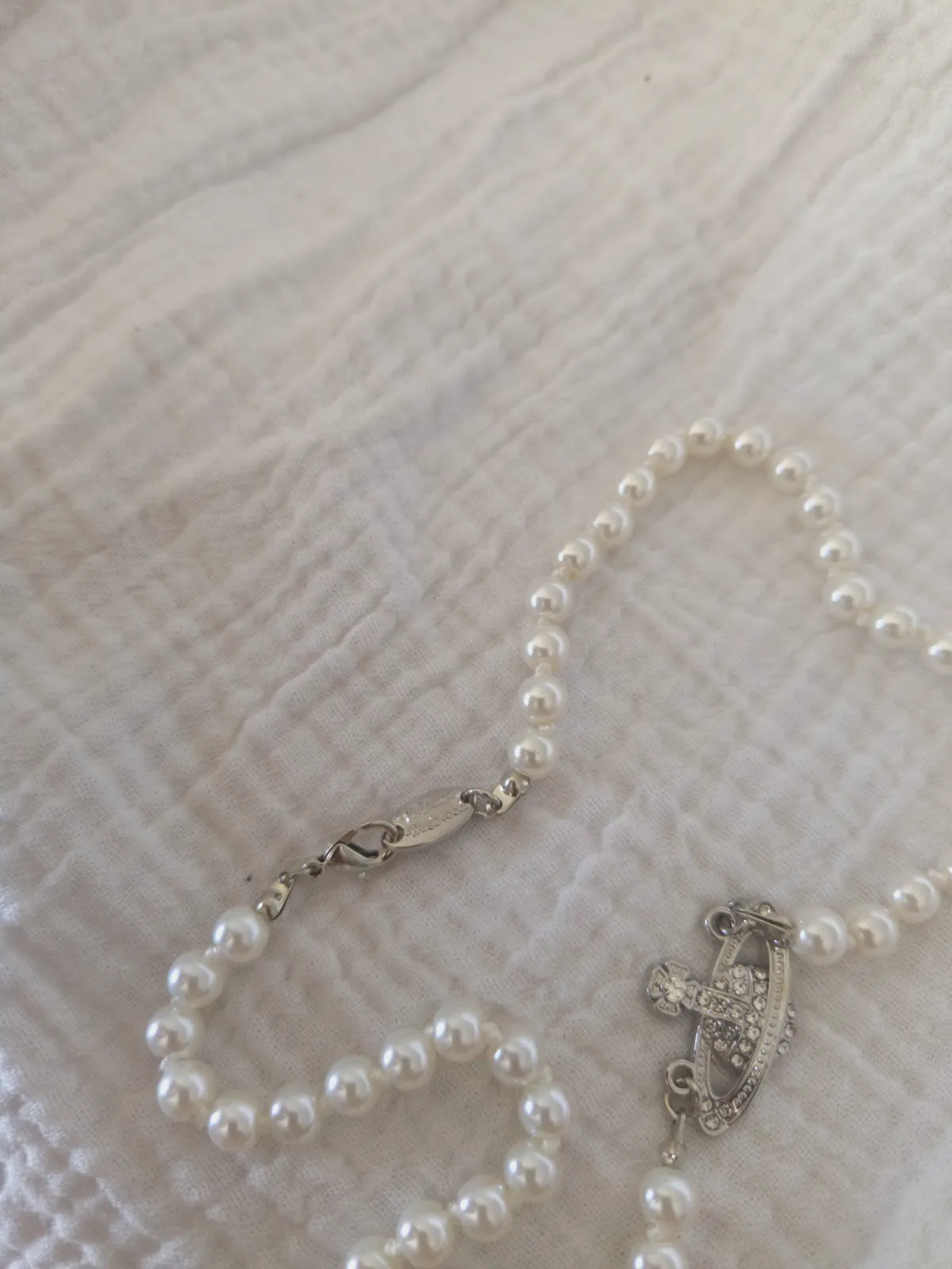 Collier Vivienne Westwood en perle 9 – Vivienne Westwood 6