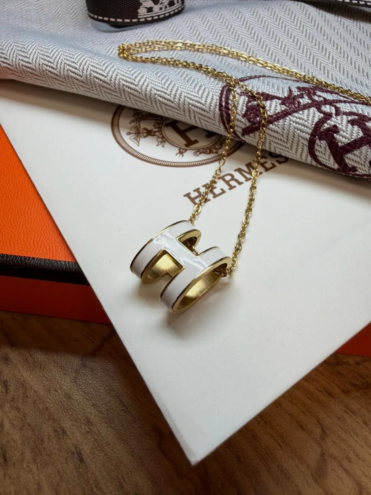 Pendentif Hermès Pop H blanc et doré – Hermès – taille Taille unique 4