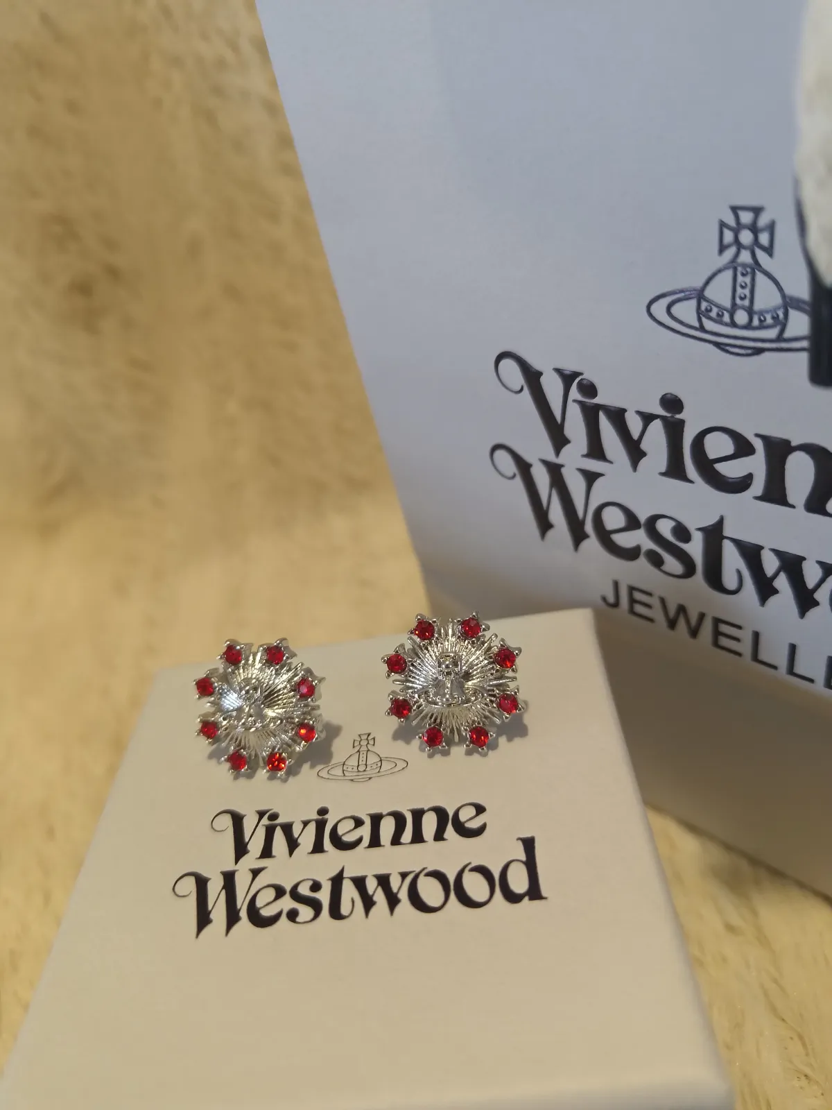 Boucles d'oreilles Vivienne Westwood strass 4