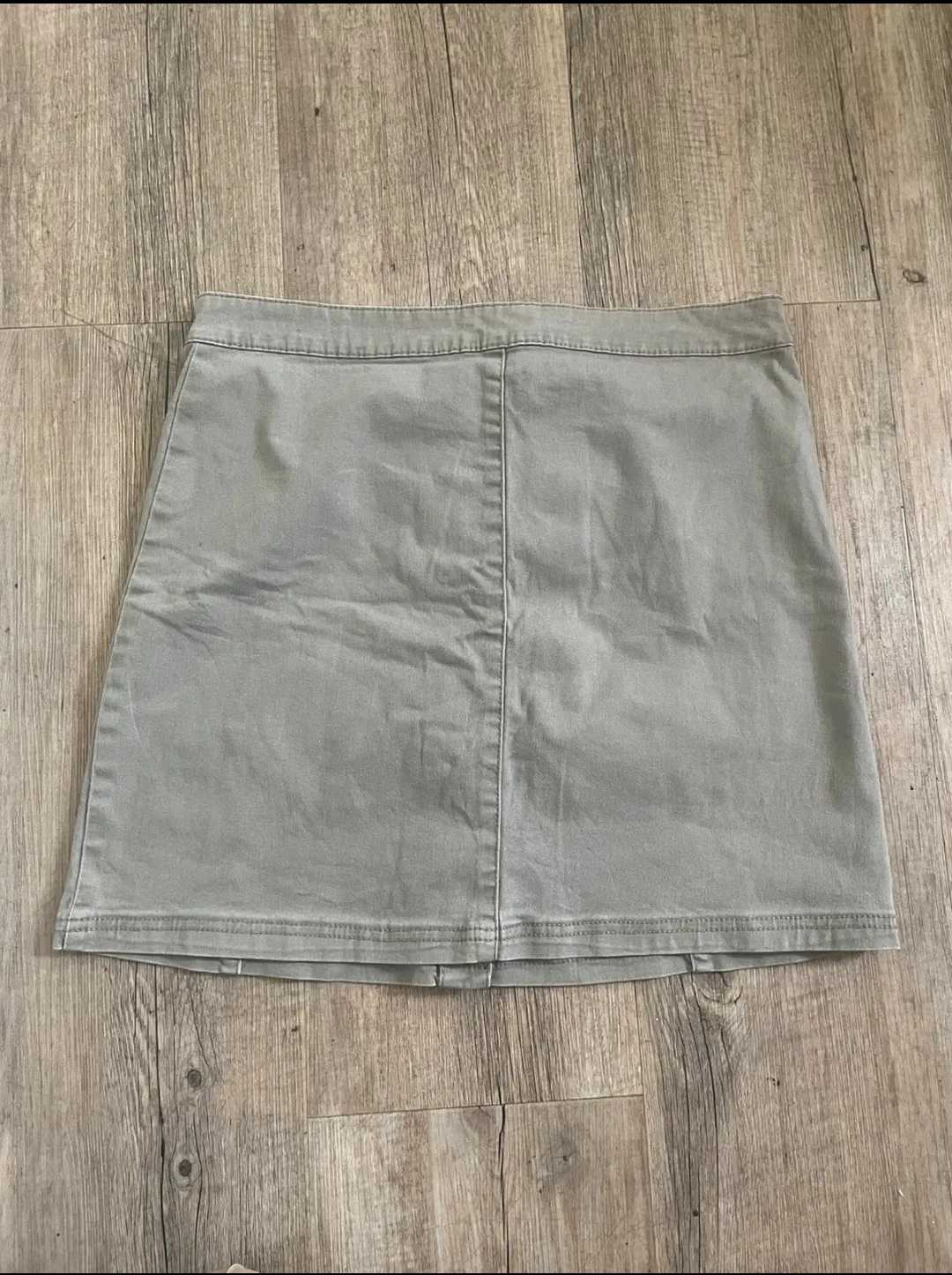 Jupe courte kaki In Extenso 2