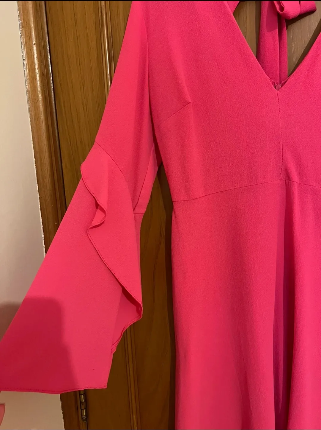 Robe rose fuschia manches volantées 3