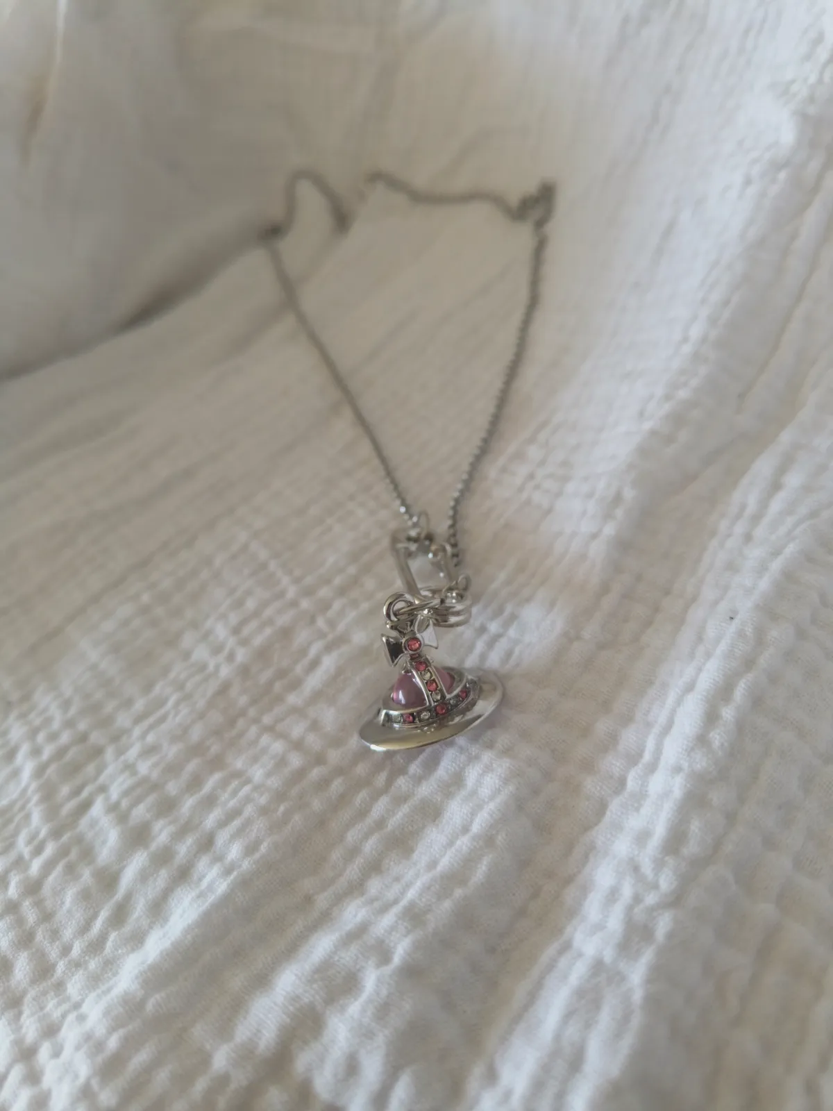 Collier Vivienne Westwood neuf en parfaite état – Vivienne Westwood 2