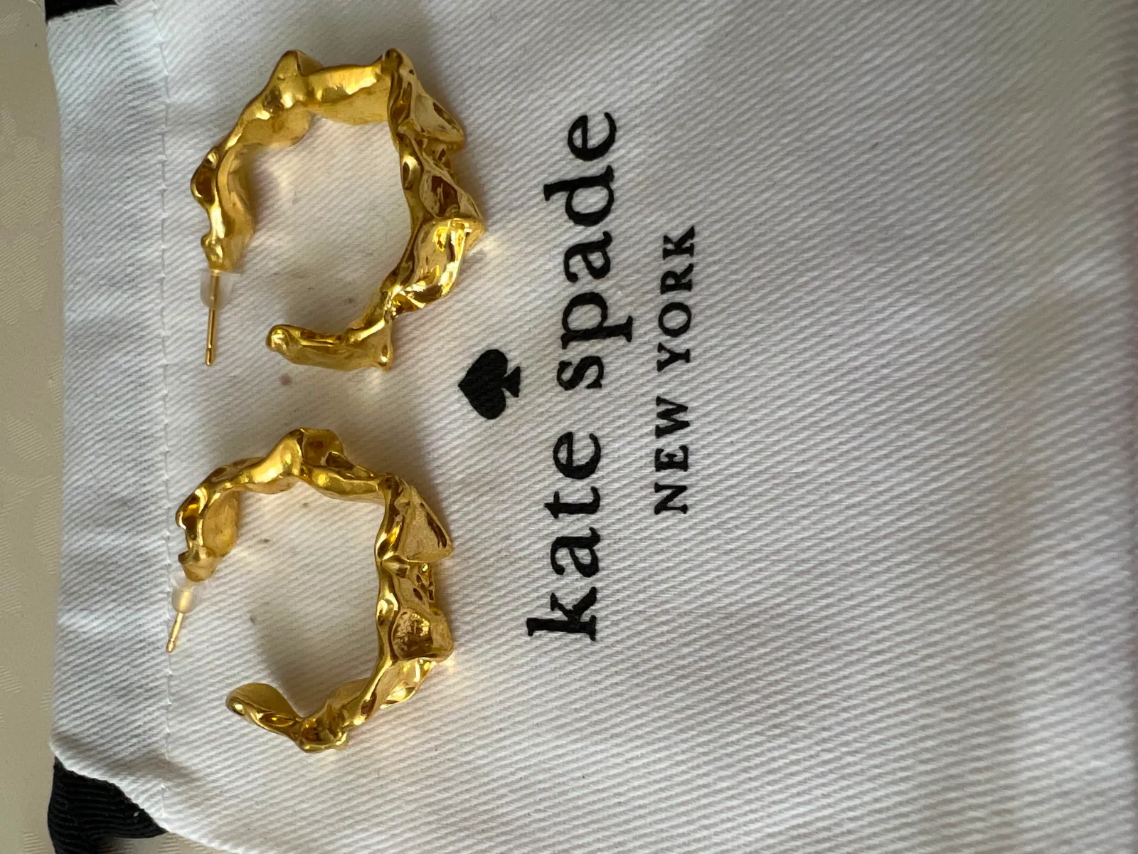 Boucles d'oreilles Kate Spade New York dorées 4
