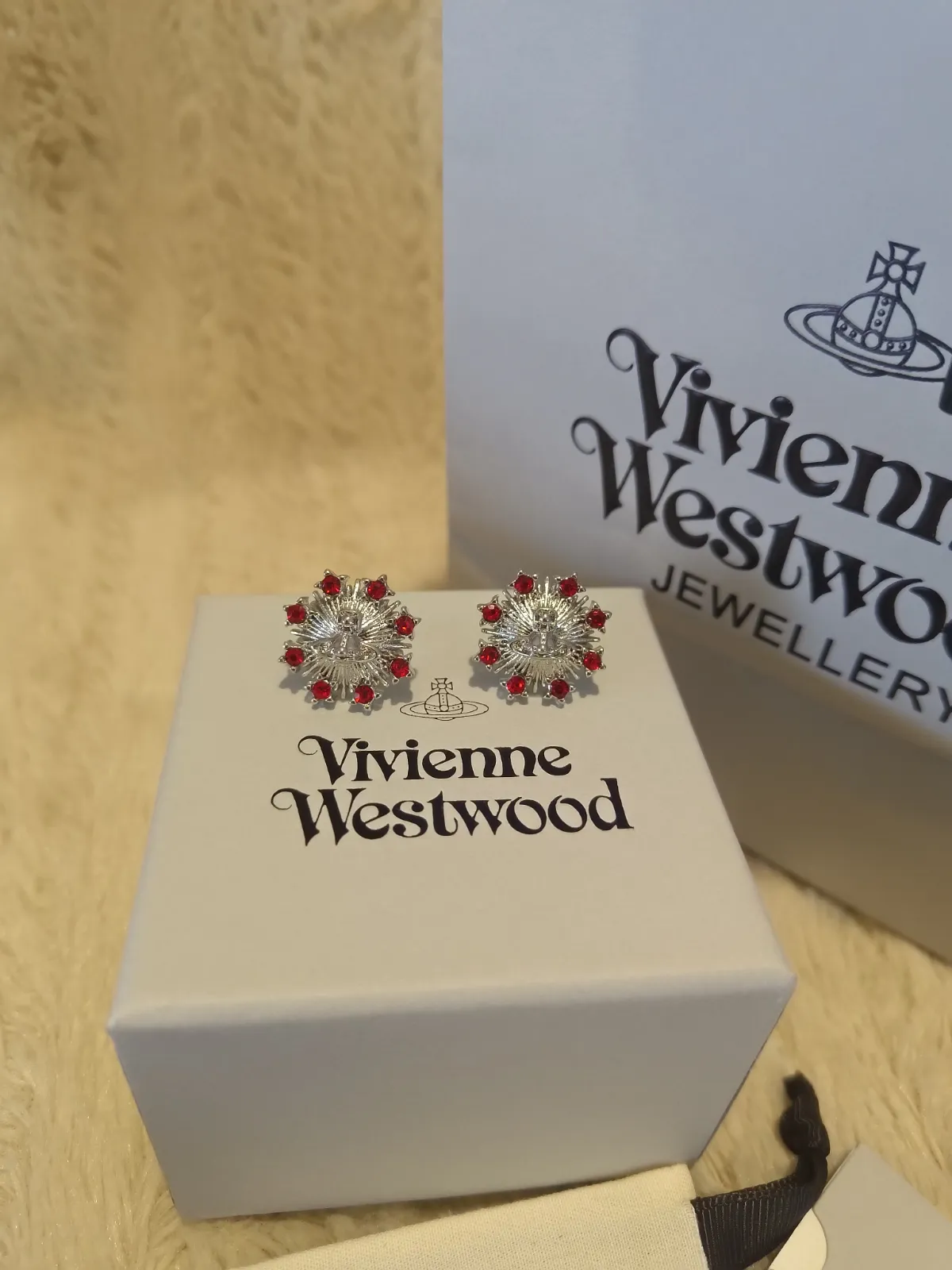 Boucles d'oreilles Vivienne Westwood strass