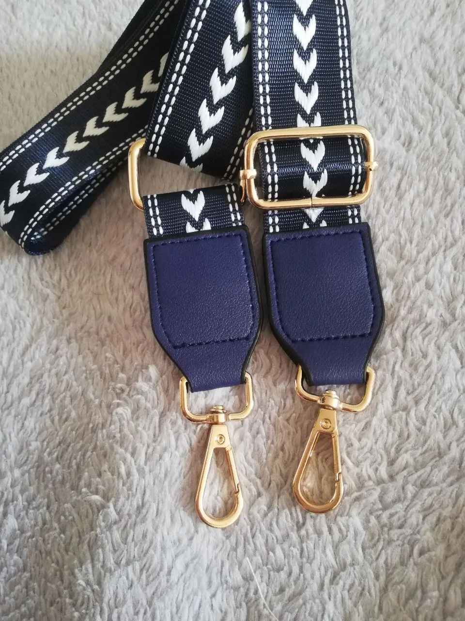 Sangle de sac motif géométrique bleu blanc 2