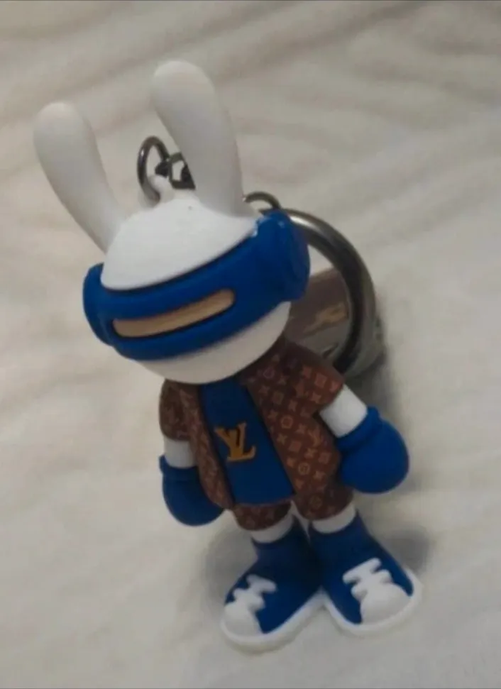 Porte-clés figurine lapin Louis Vuitton – Louis Vuitton – taille Taille unique 5