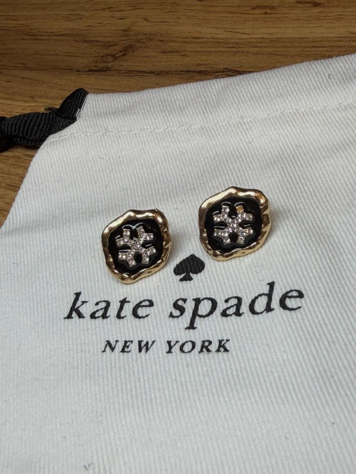 Boucles d'oreilles Kate Spade dorées et noires