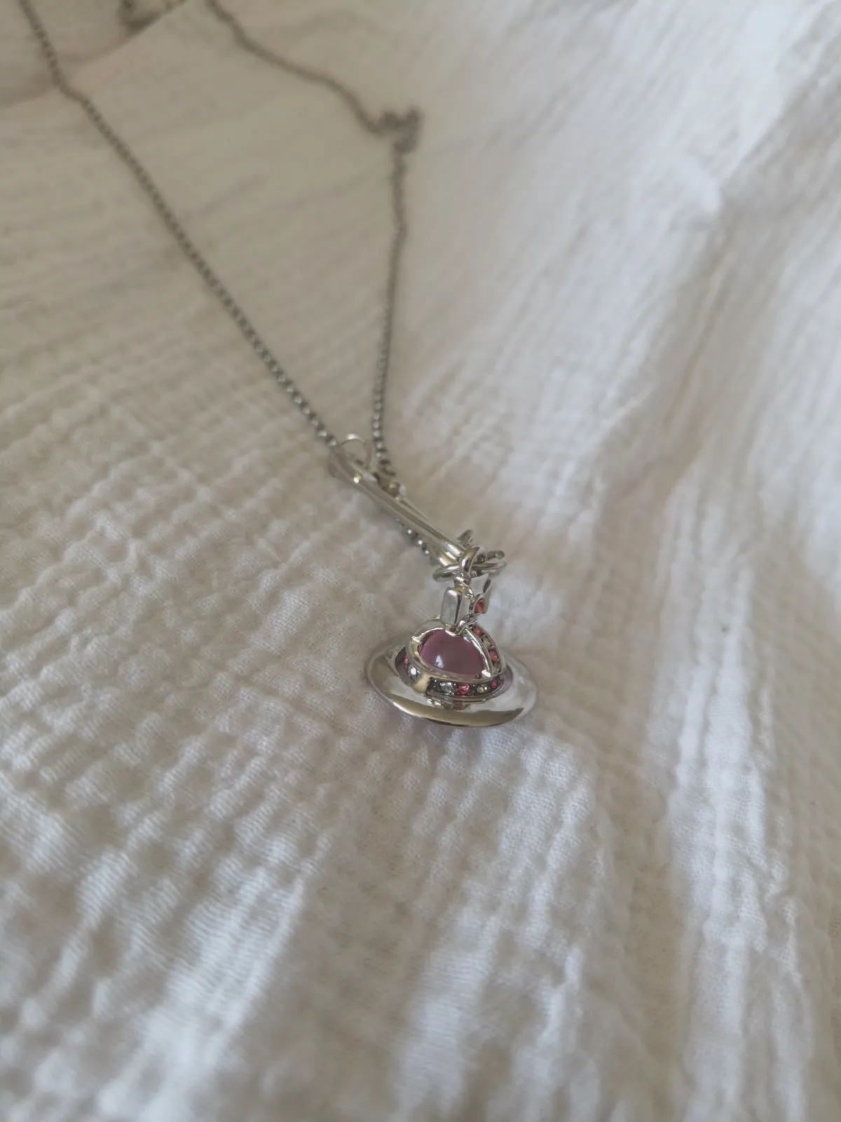 Collier Vivienne Westwood neuf en parfaite état – Vivienne Westwood 4