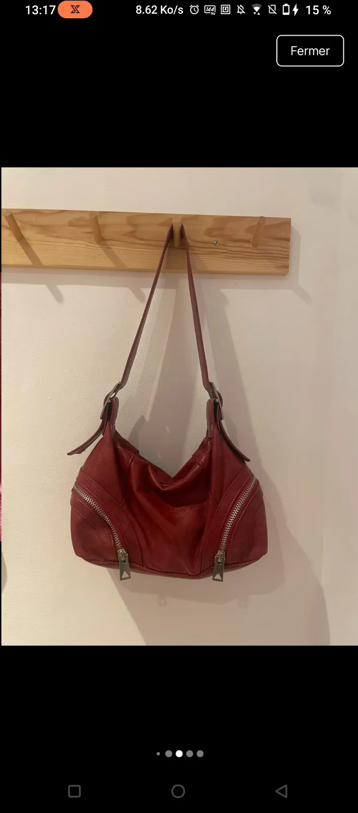 Sac à main rouge en cuir 5