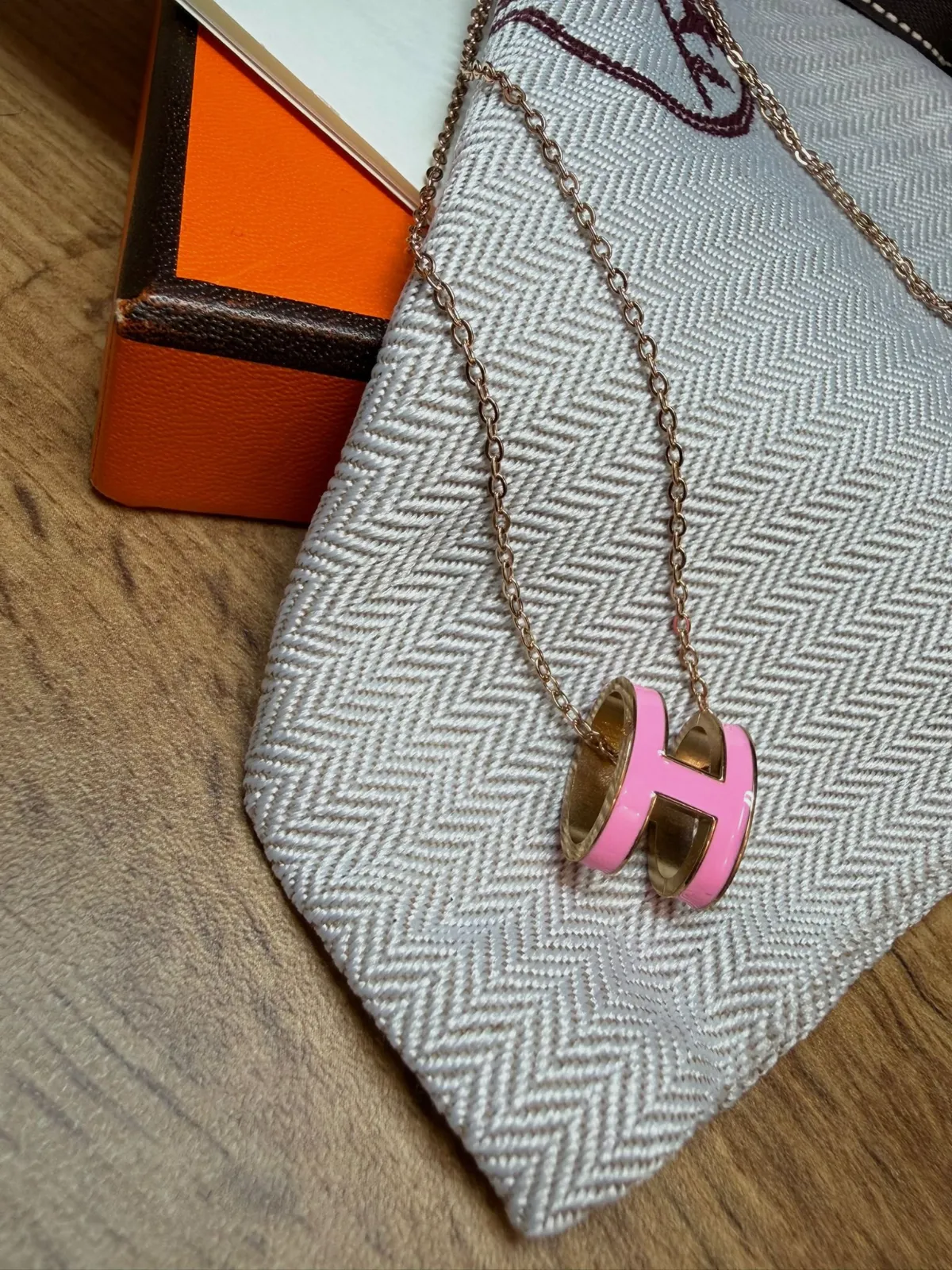 Collier Hermès Pop H pendentif rose – Hermès – taille Taille unique 7
