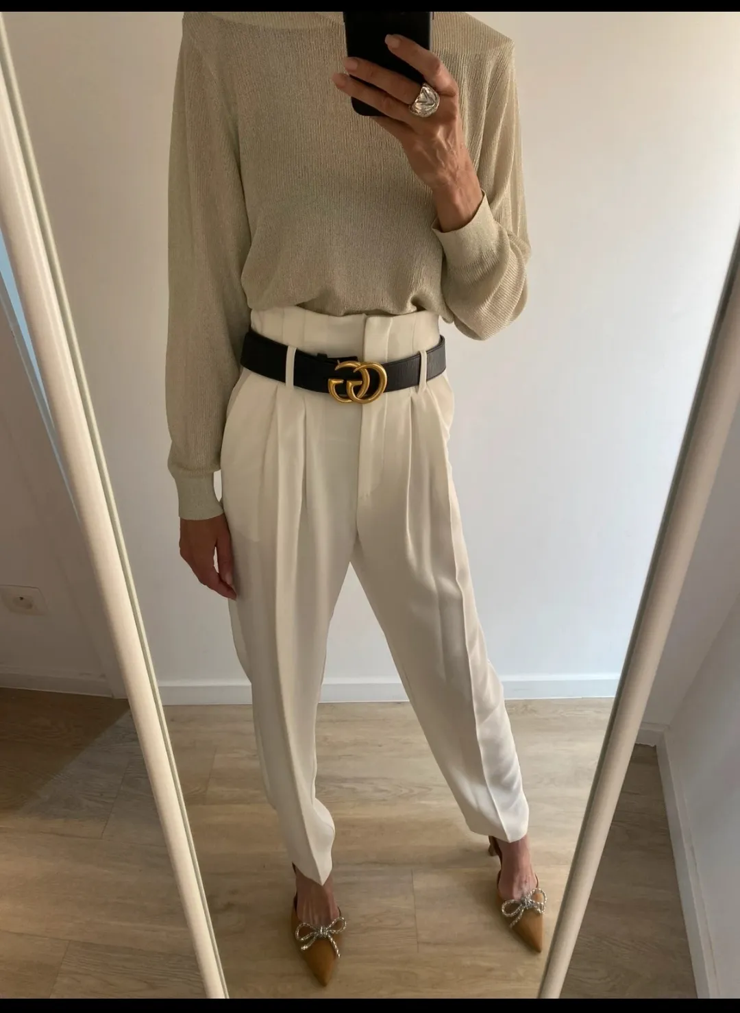 Pantalon blanc taille haute à pinces 2