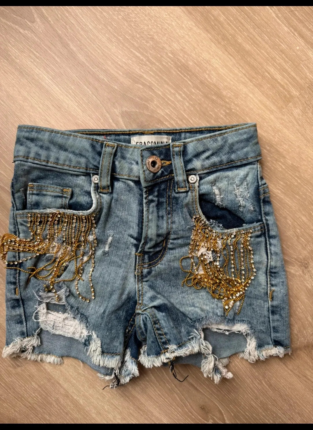 Short en jean Fracomina avec ornements en strass