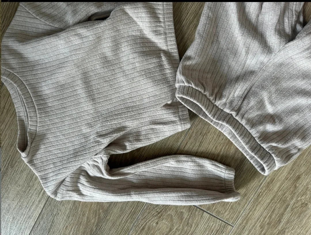 Ensemble côtelé pull et pantalon beige kiabi 2