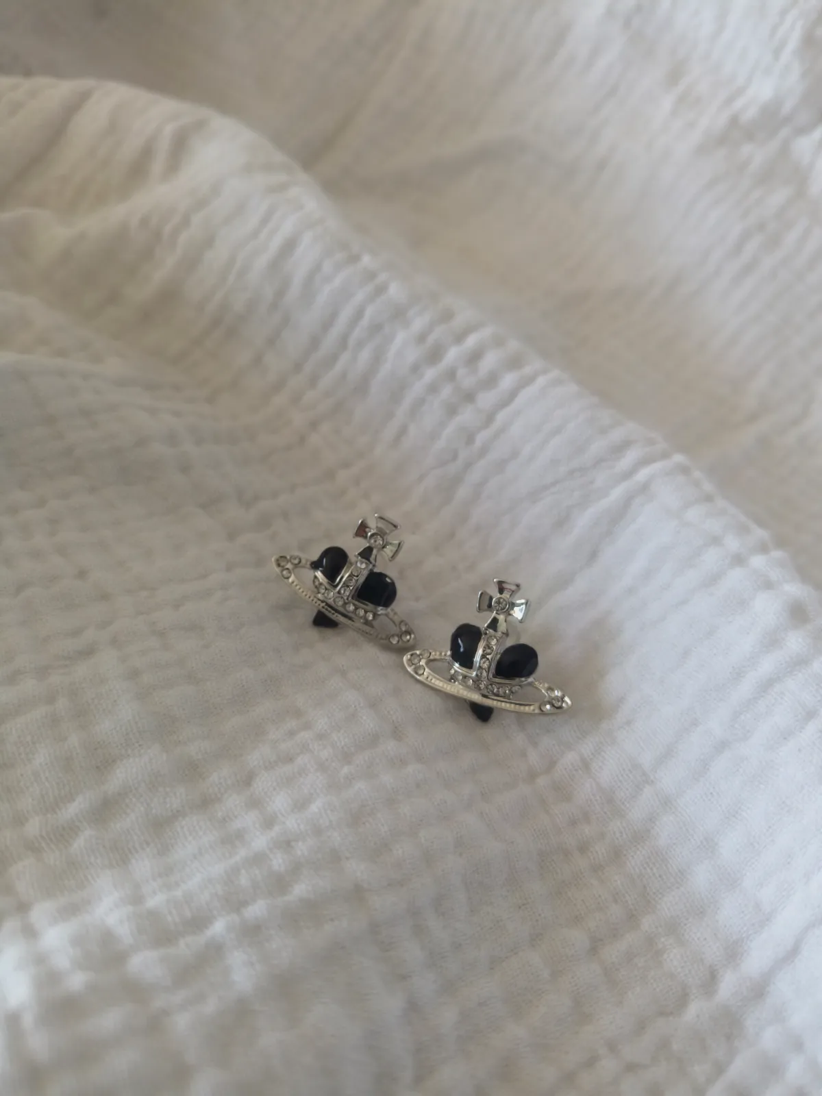Boucles d'oreilles Vivienne Westwood neuve – Vivienne Westwood 3