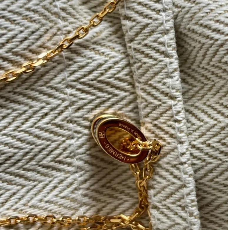 Collier Hermès chaîne fine or rose 4