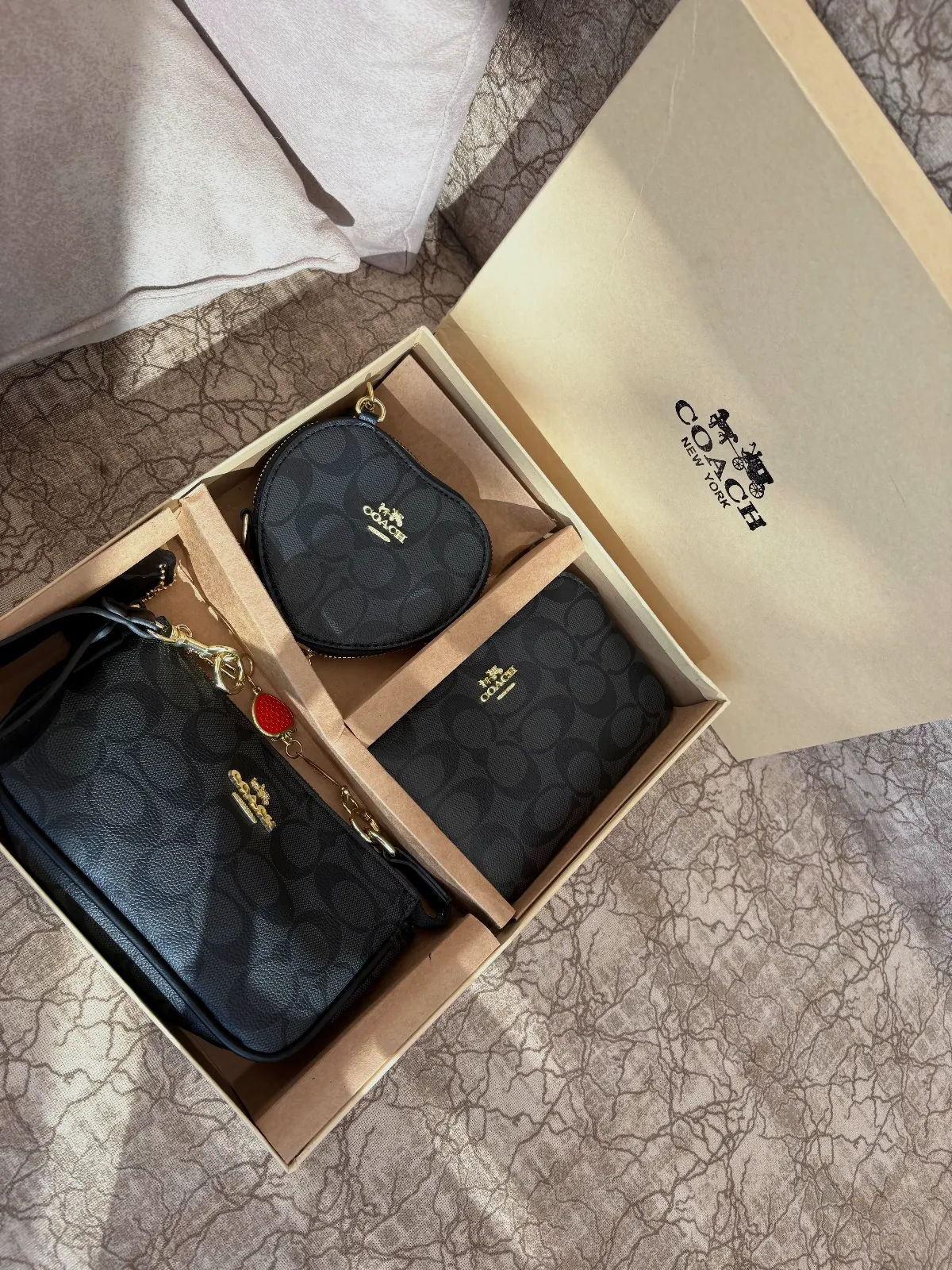 Coach ensemble porte-monnaie et pochette noirs – Coach – noir – taille Taille unique 2