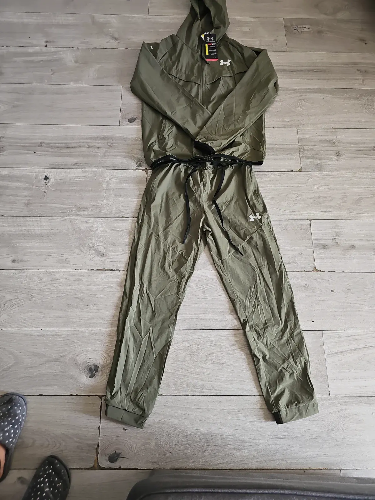 Ensemble de survêtement Under Armour vert olive – Under Armour – taille M 2