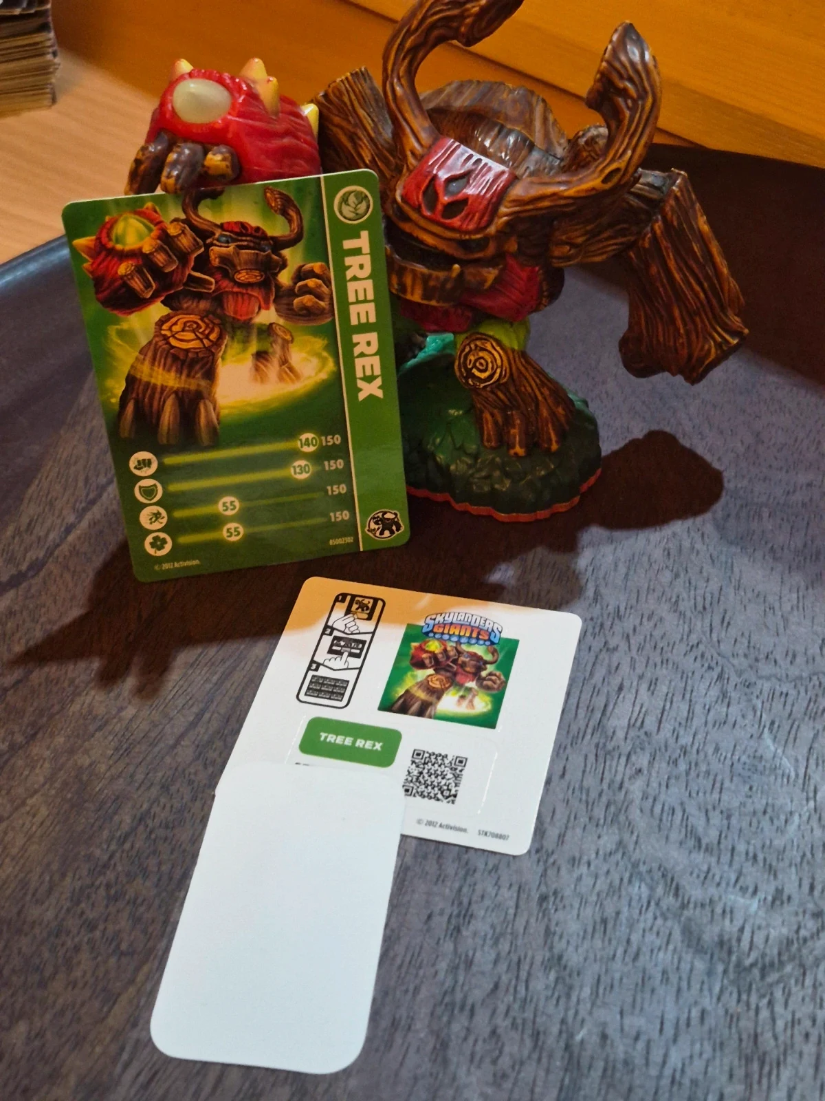 Figurine Skylanders Giants - Tree Rex + Carte et Sticker officiels