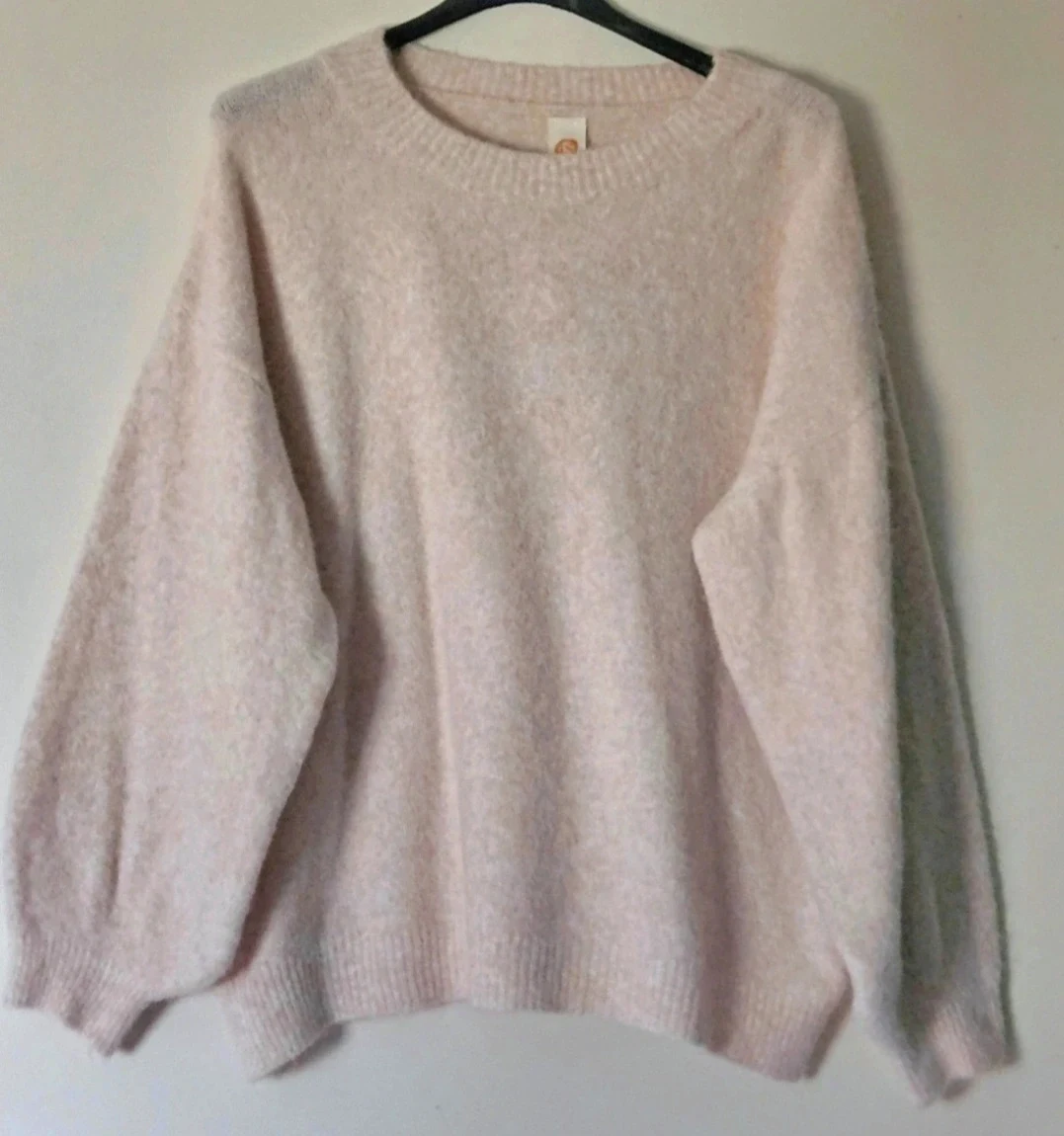 Pull doux oversize avec alpaga - Made in ltaly- TU 38 au 44 – Made In Italy – taille L / 40 / 12