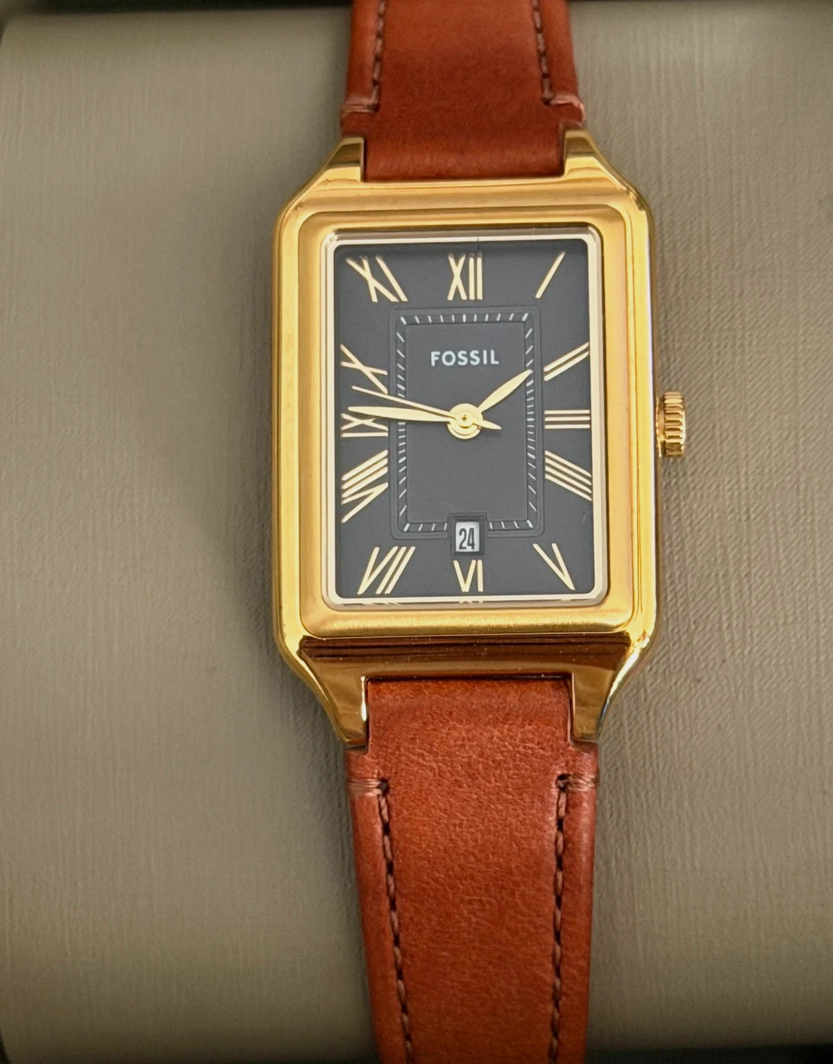 Montre Fossil Rectangulaire Dorée - Cadran Noir & Bracelet Cuir Marron (Très Bon État)