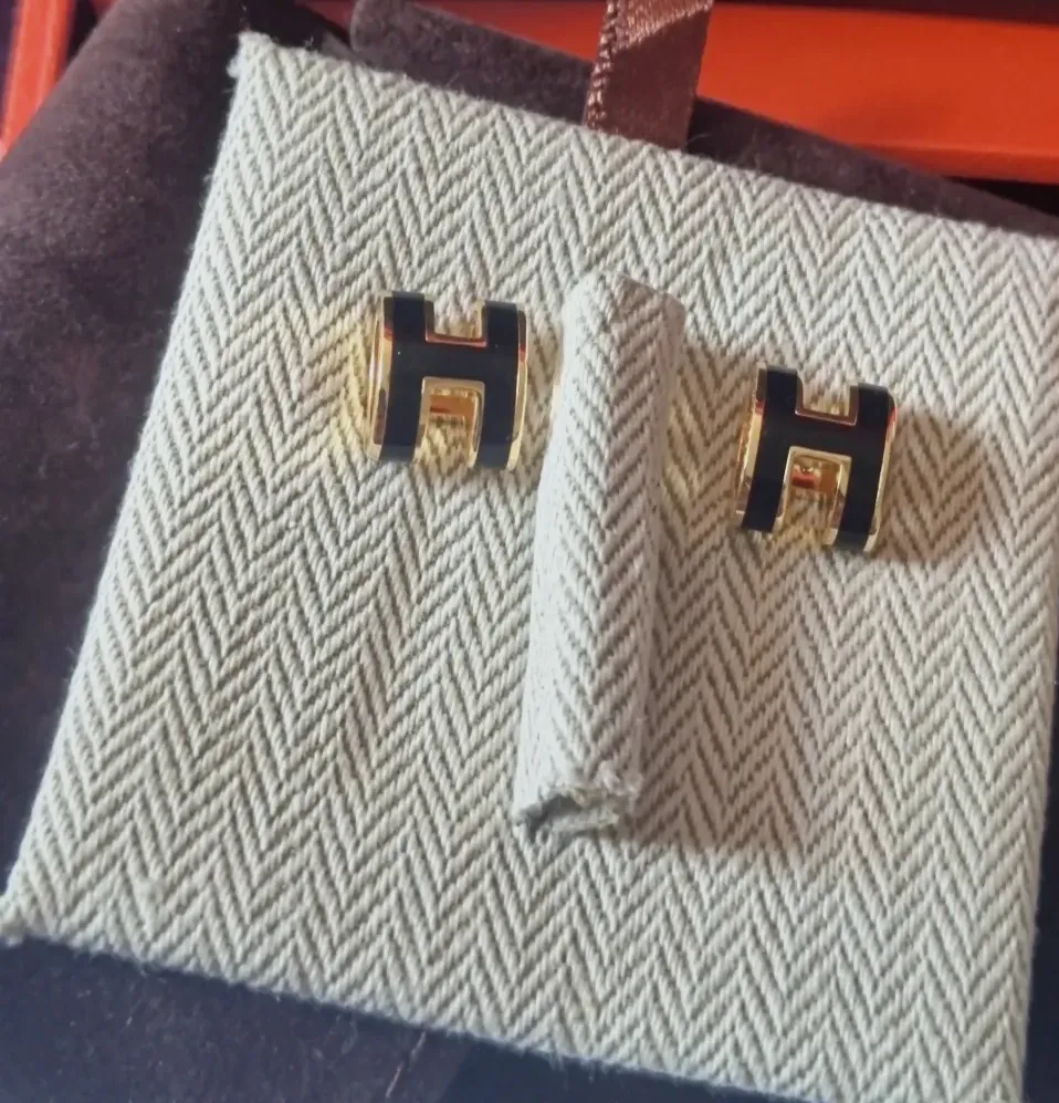 Boucles d'oreilles Hermès H dorées Pop H  – Hermès – doré – taille Taille unique 2