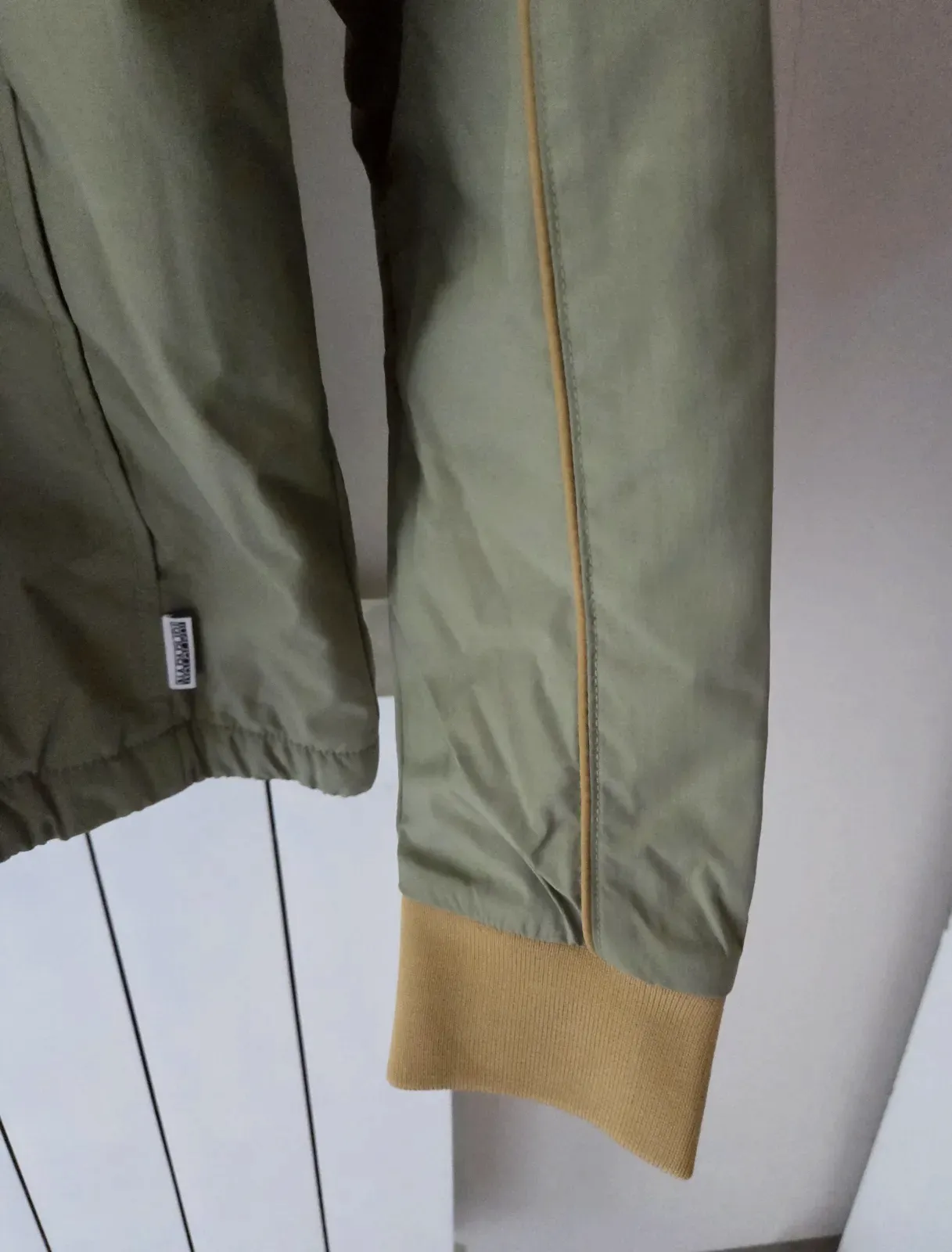 Blouson bomber Napapijri kaki Neuf Taille M – Napapijri – kaki – taille M 4
