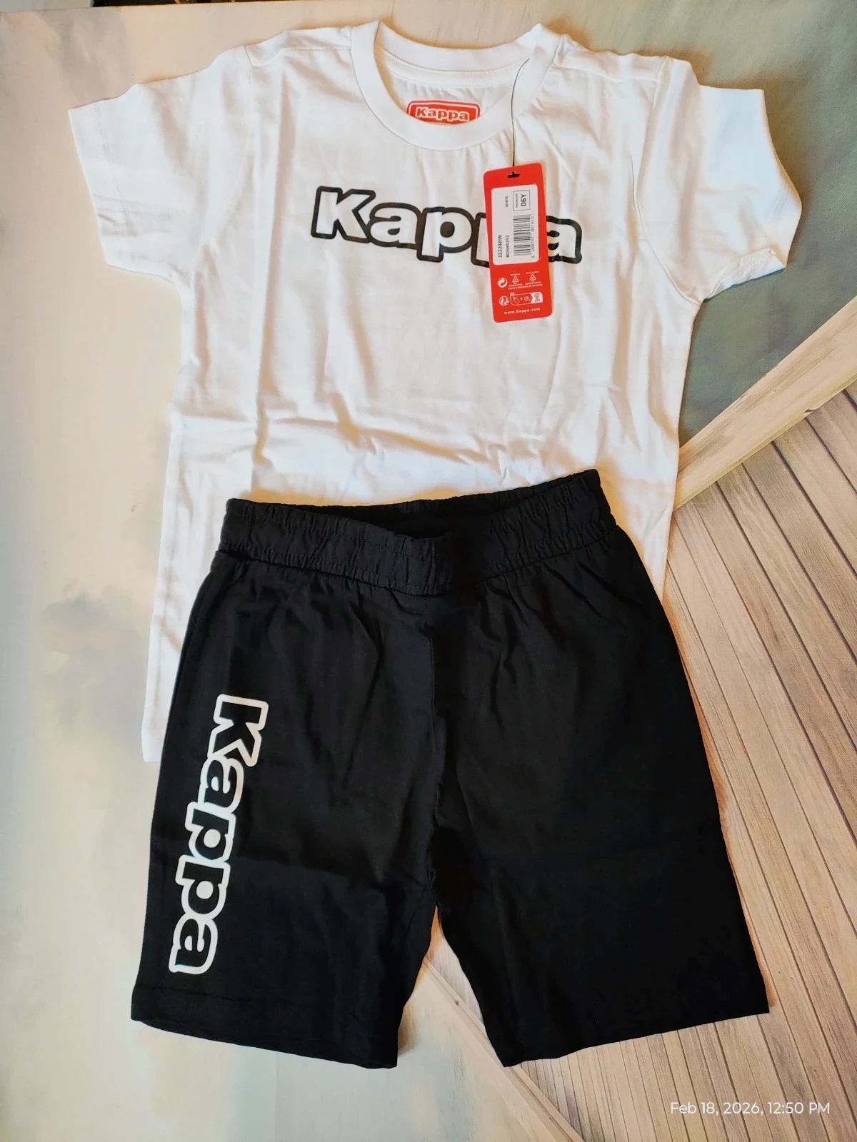 Kappa t shirt and shorts 🩳 6 years