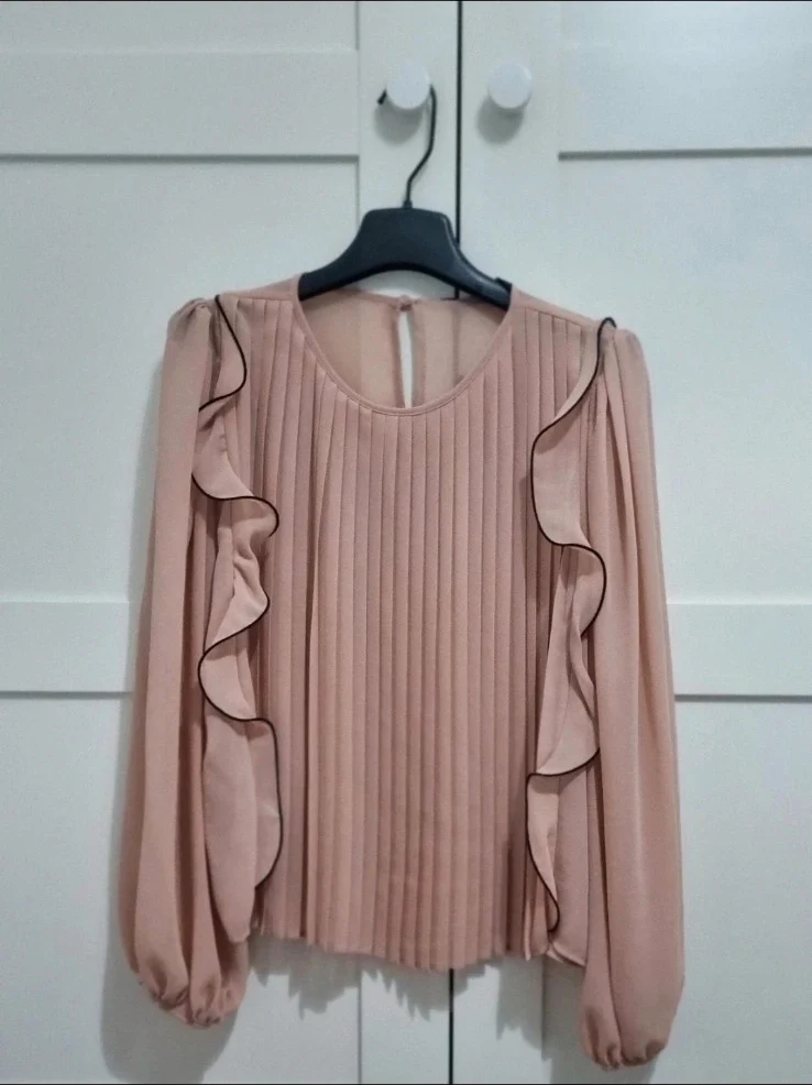 Zara blusa plisada volante Talla S – Zara – taille S / 36 / 8