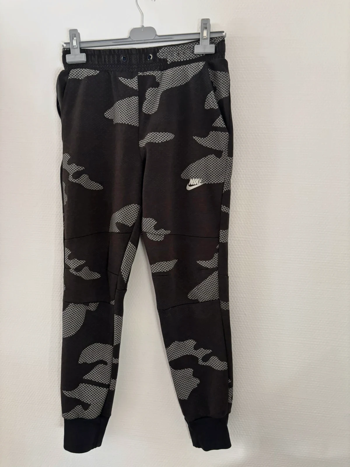 Jogging camouflage – Nike – taille S