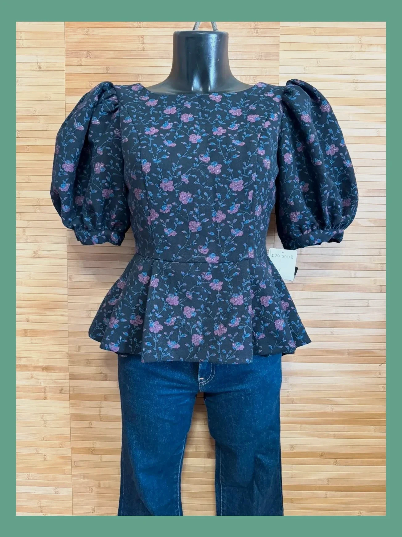 Divina blusa peplum de carlo pascual , talla 38 😍