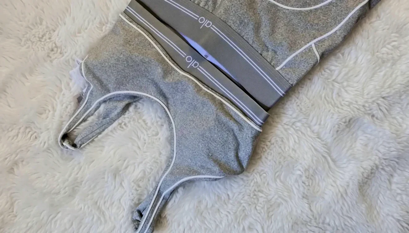 Ensemble legging alo yoga gris