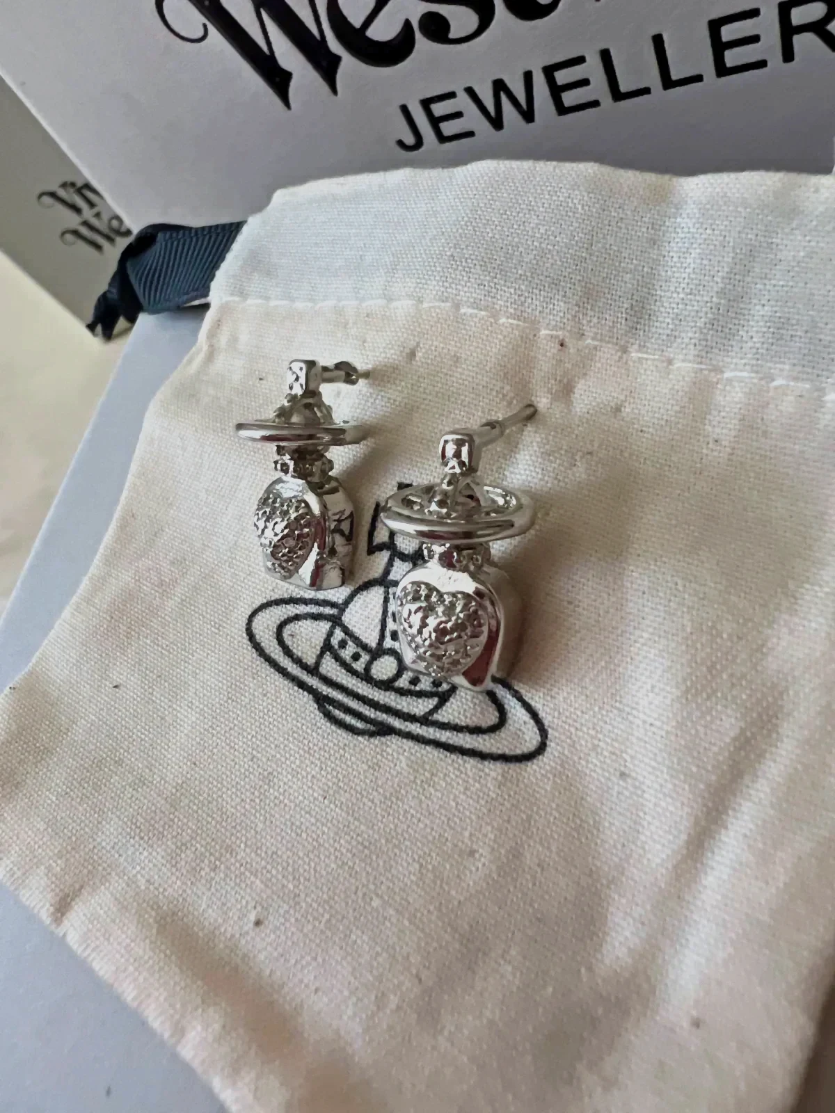 Boucles d'oreilles Vivienne Westwood orb argent
