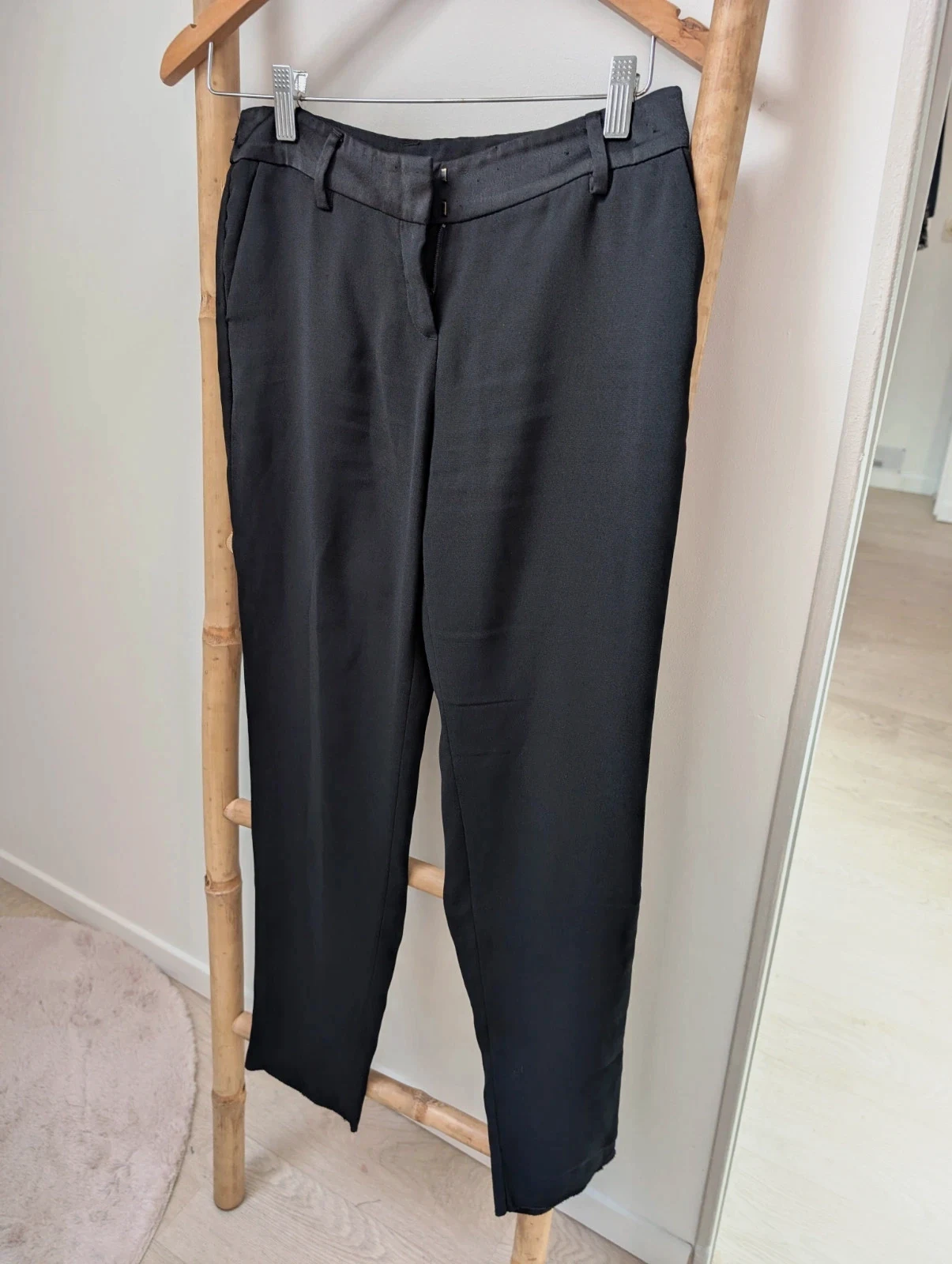 Pantalon noir , à pinces / Taille 36