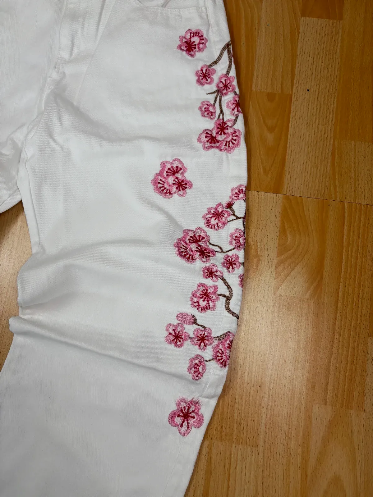 Jean Baggy motif fleur de Sakura - Taille M  – Y2K – blanc – taille M 4