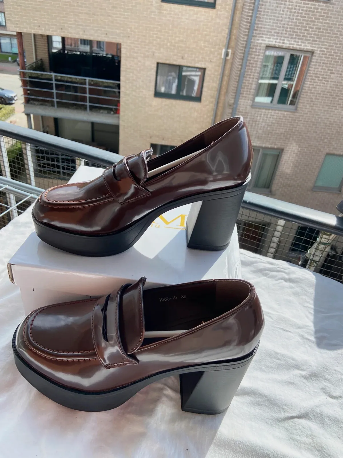 Woman shoes 38 brown – taille 38 3
