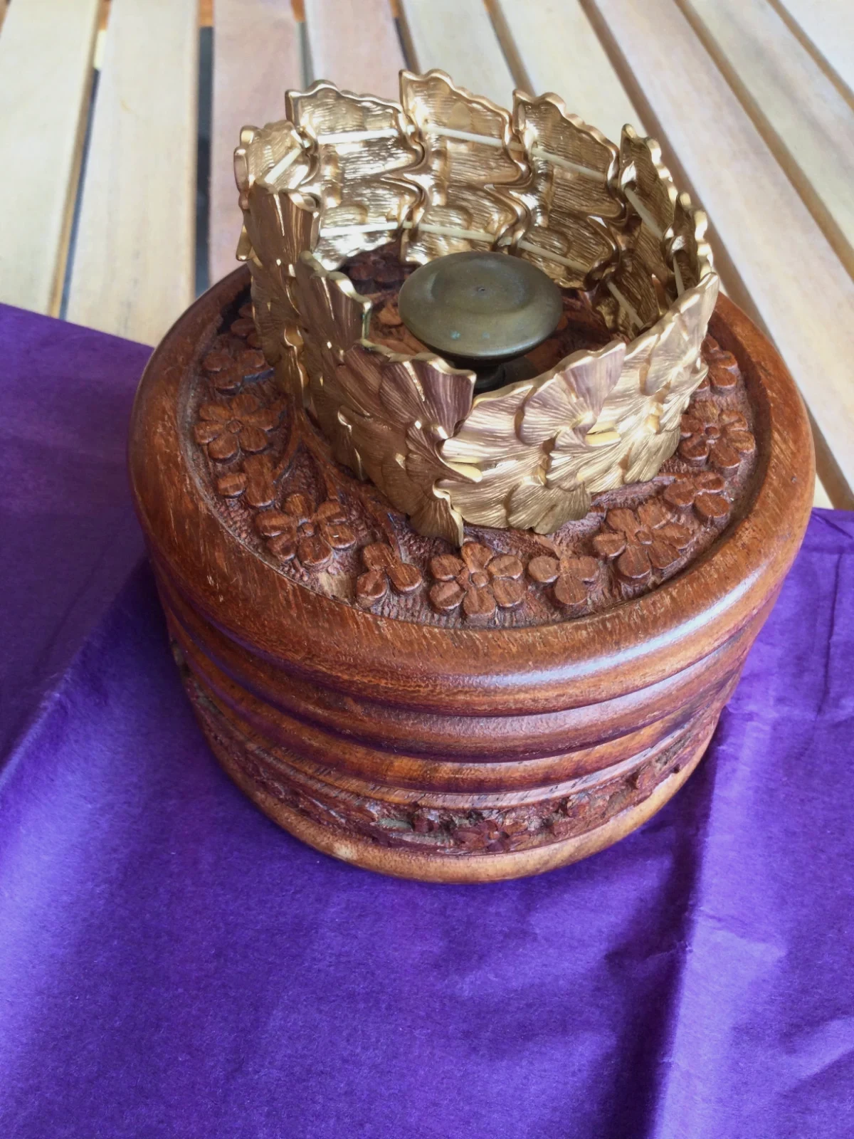 Bonito brazalete dorado⭐