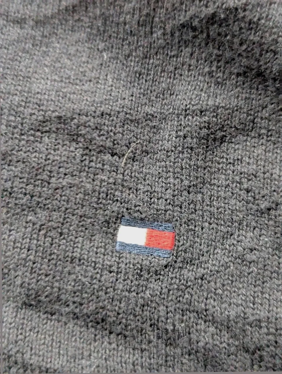 Pull Noir Tommy Hilfiger Homme Col V Brodé Logo Preppy Xl Classic Old Money – Tommy Hilfiger – taille XL 4