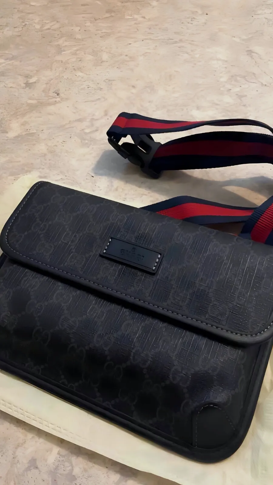 Sacoche Gucci Noir - modèle très recherché – Gucci – taille Taille unique 2
