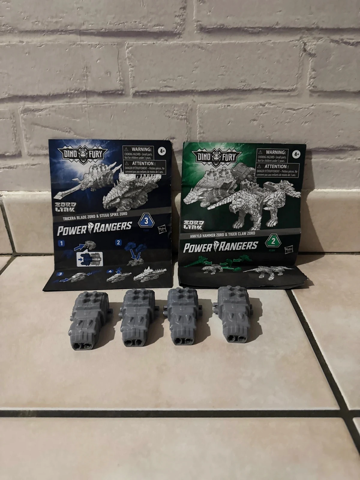 Power Rangers Dino Fury Zord Link fiches technique série 2 et 3 et 4 pieds pour Zords