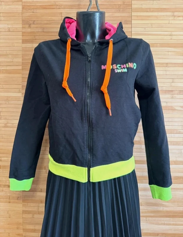 Divina sudadera de Moschino talla S 😍