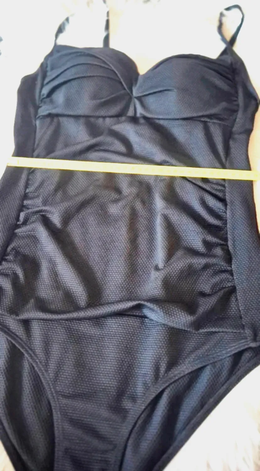 Maillot de bain noir une pièce – bon – taille S 2